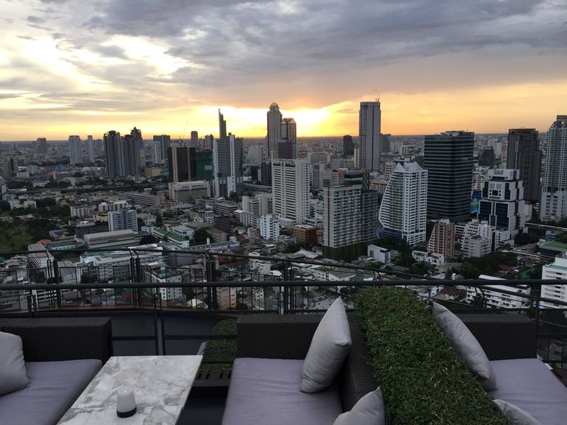 Oaks Bangkok Sathorn Aparthotel Ngoại thất bức ảnh